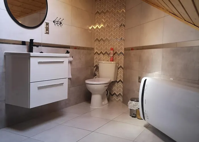 Sakura Habitación en casa particular Bobolin